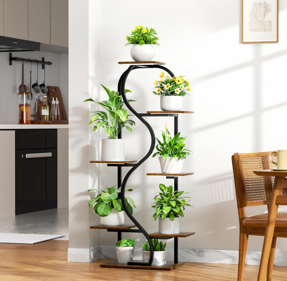 The Seraphina Curve Stand