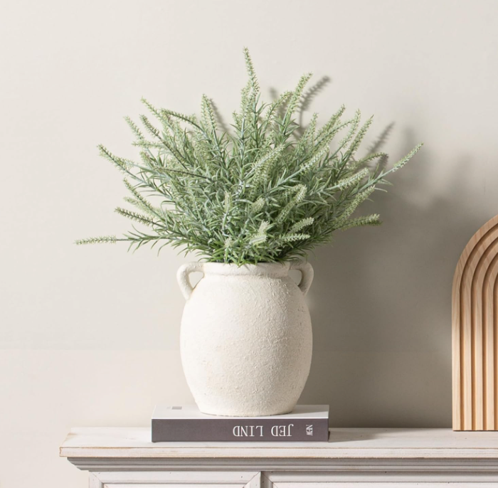 The Timeless Romance Rose Vase